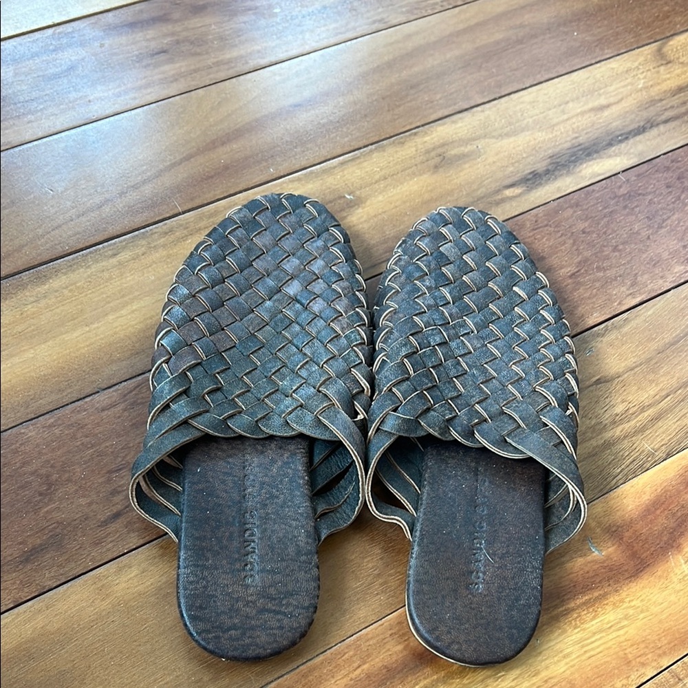 Woven Brown Slide Sandals